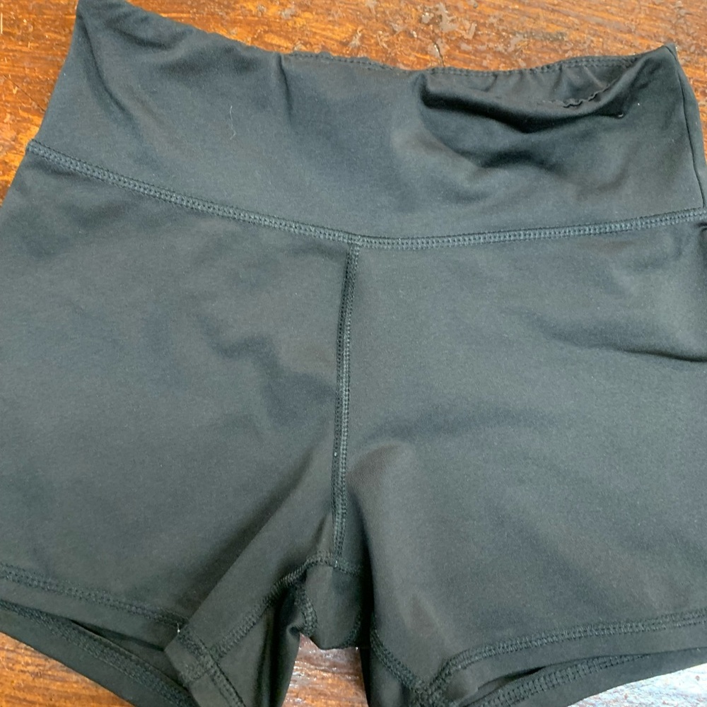 Old Navy Active Go Dry Bike Shorts, Girls XL (14-16)